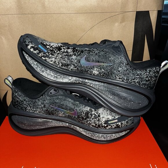NEW Nike Vomero Plus \'Anthracite Black Oatmeal\' IM6776-060 Men’s Size 9.5 main image 4